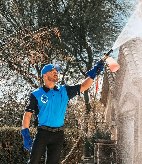 Wash Patrolman Washing a House in Cave Creek